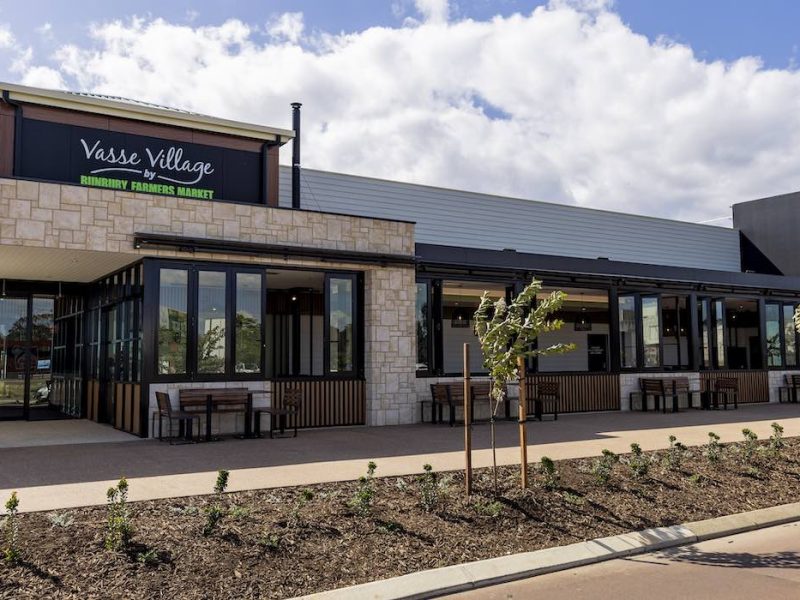 vasse-village-bunbury-farmers-market-exterior-sign-2000x700-2